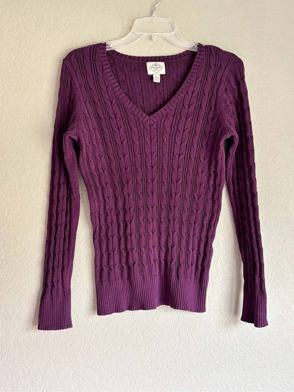 St. John's Bay Cable Knit V-Neck Purple women’s Medium